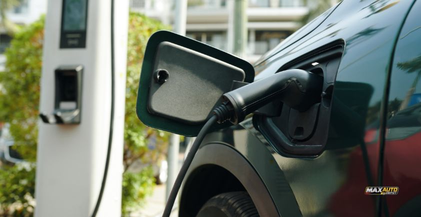 how to maintain hybrid cars