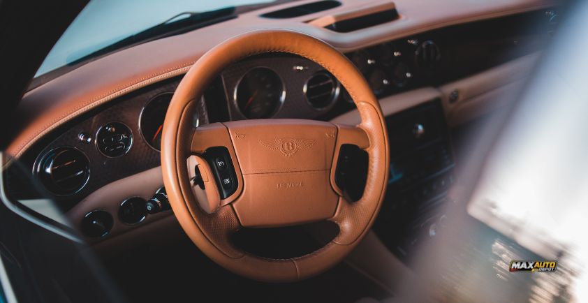 how to put on a steering wheel cover
