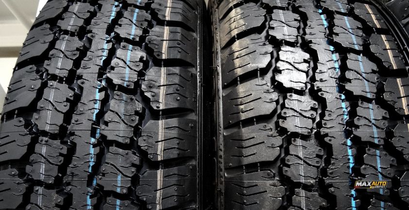 what is tire siping