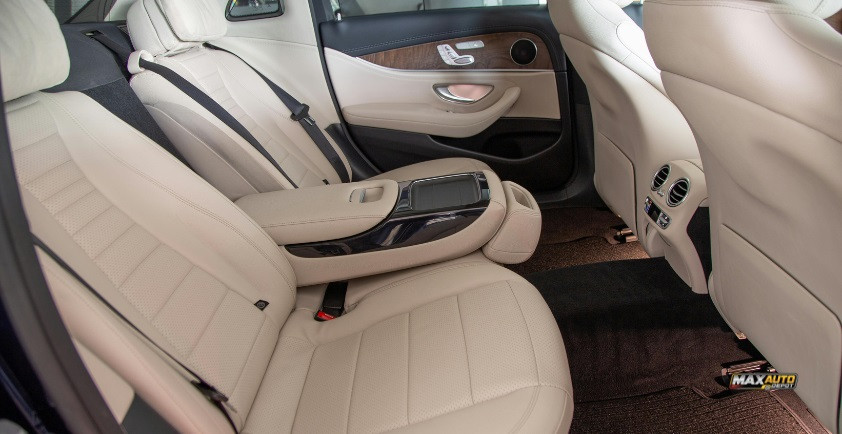 difference between leather and fabric seats