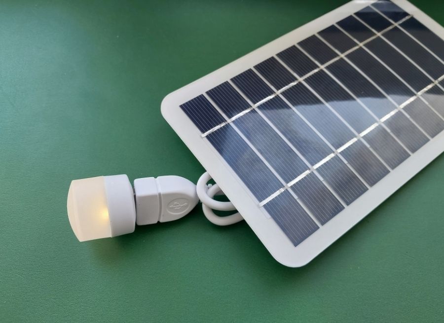 Advantages Of Using Camera Solar Chargers