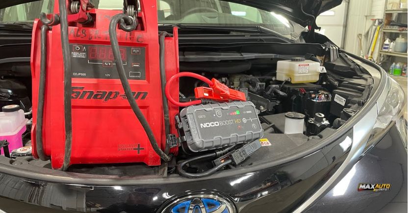 can a toyota hybrid jump start another car