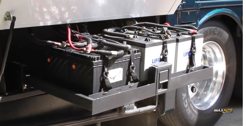 how to charge chassis batteries in rv