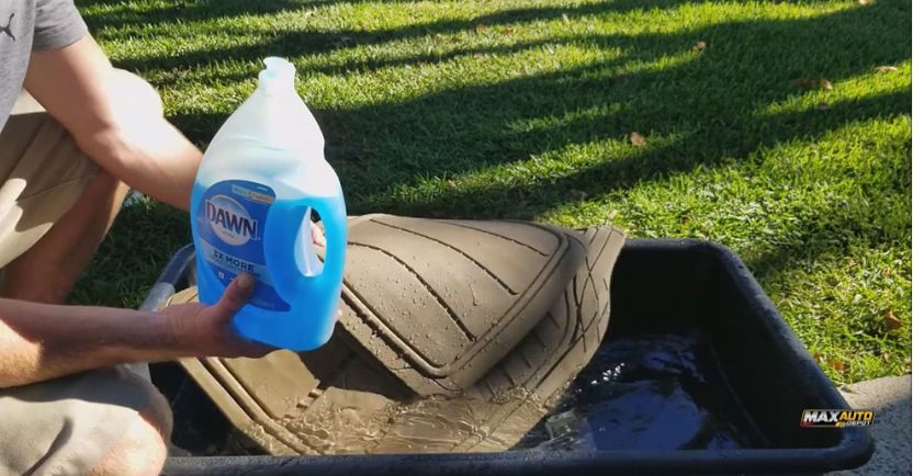 how to clean weathertech floor mats