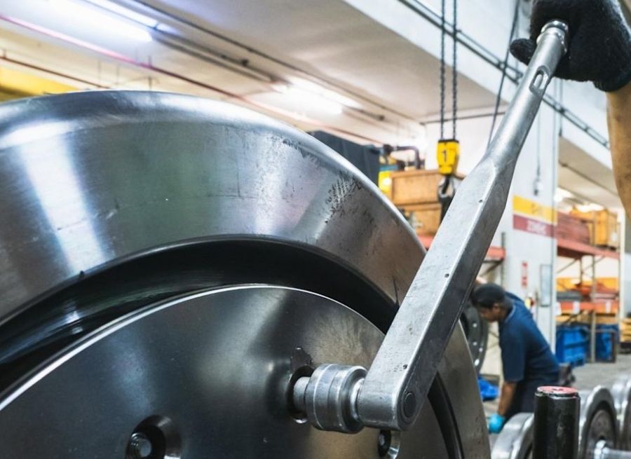 Using Torque Wrench As Breaker Bar