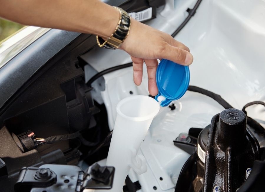 how to drain windshield washer fluid